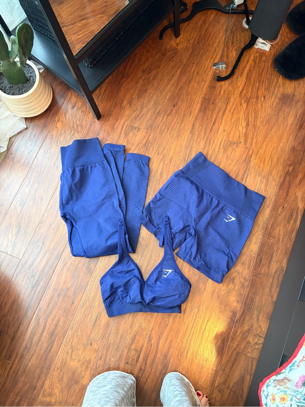 Gymshark bundle - Picture 4 of 5